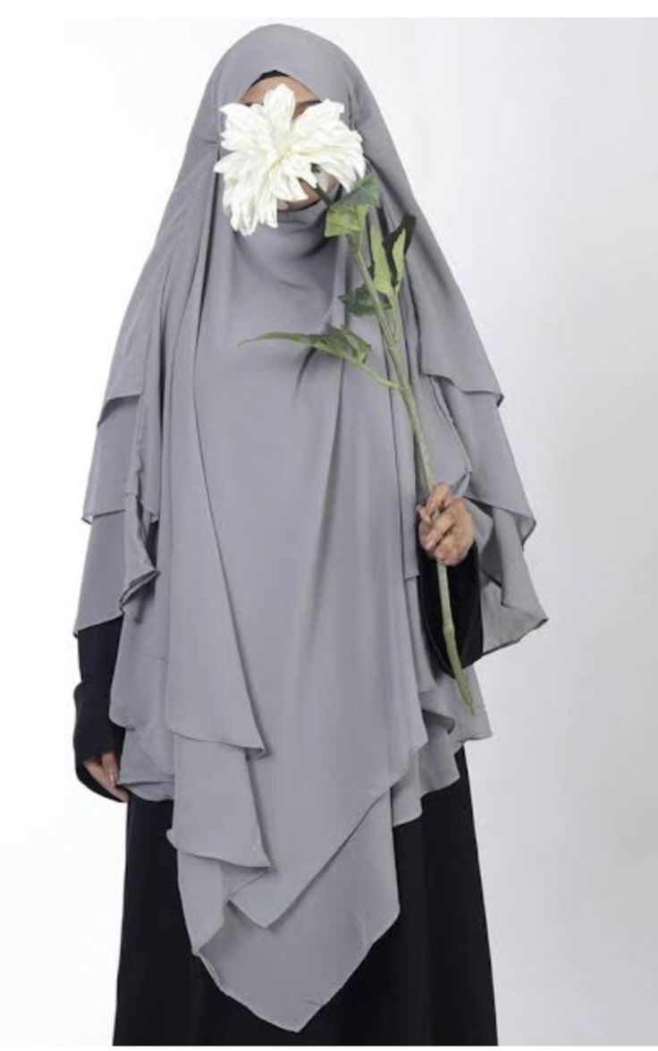 3 Layer Hijab Bushra Design / Soft layers, flawless drape, everyday perfection.